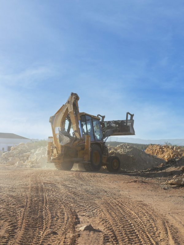 heavy-excavator-digging-day-light